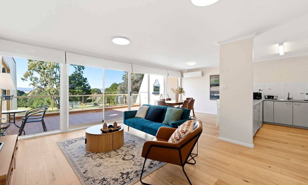 Narrabundah Apartment | Spacious 2-Bedroom Retreat with Golf Course Views
