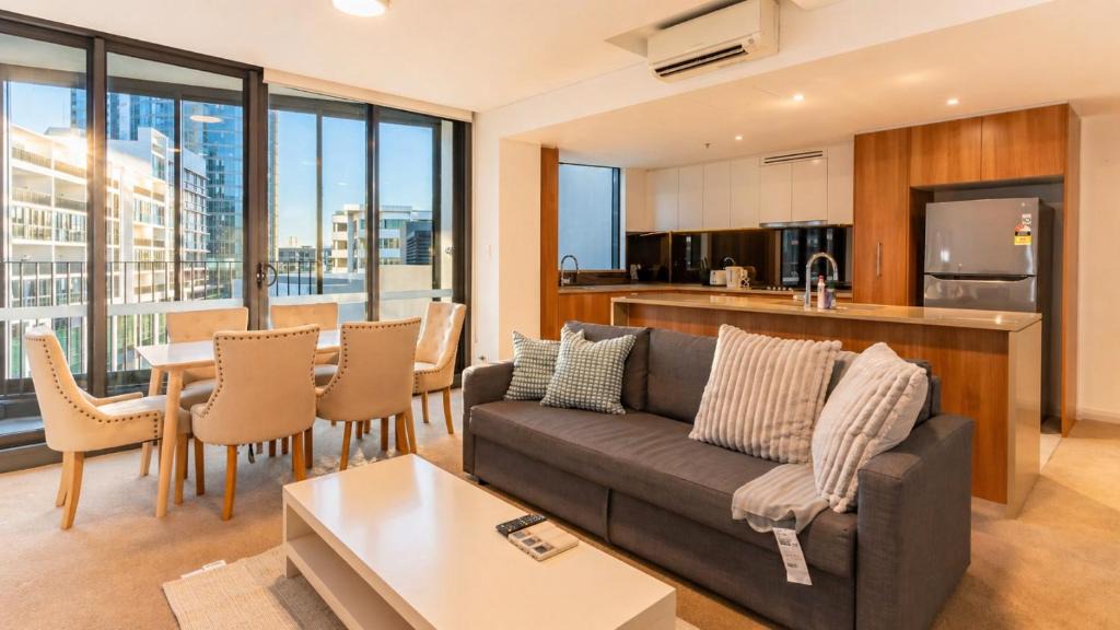 Wentworth Point Apartment | Spacious 2BR 2BA Balcony, Parking, Marina Sq