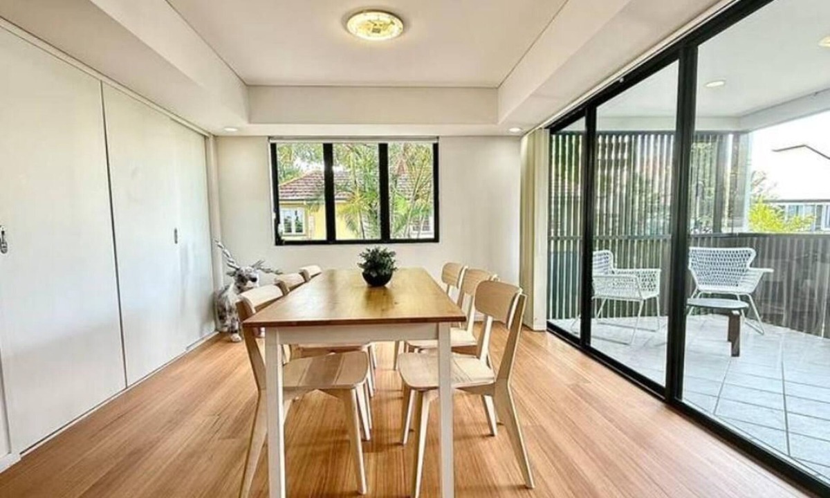 Kangaroo Point Apartment | Spacious 3BRStay | 2 Baths | Free Onsite Parking