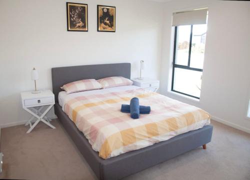 Logan Reserve House | Spacious 4 bedrooms house in Logan Reserve