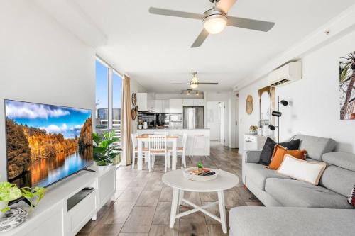 Bowen Hills Apartment | Spacious Inner city Apartment with free parking