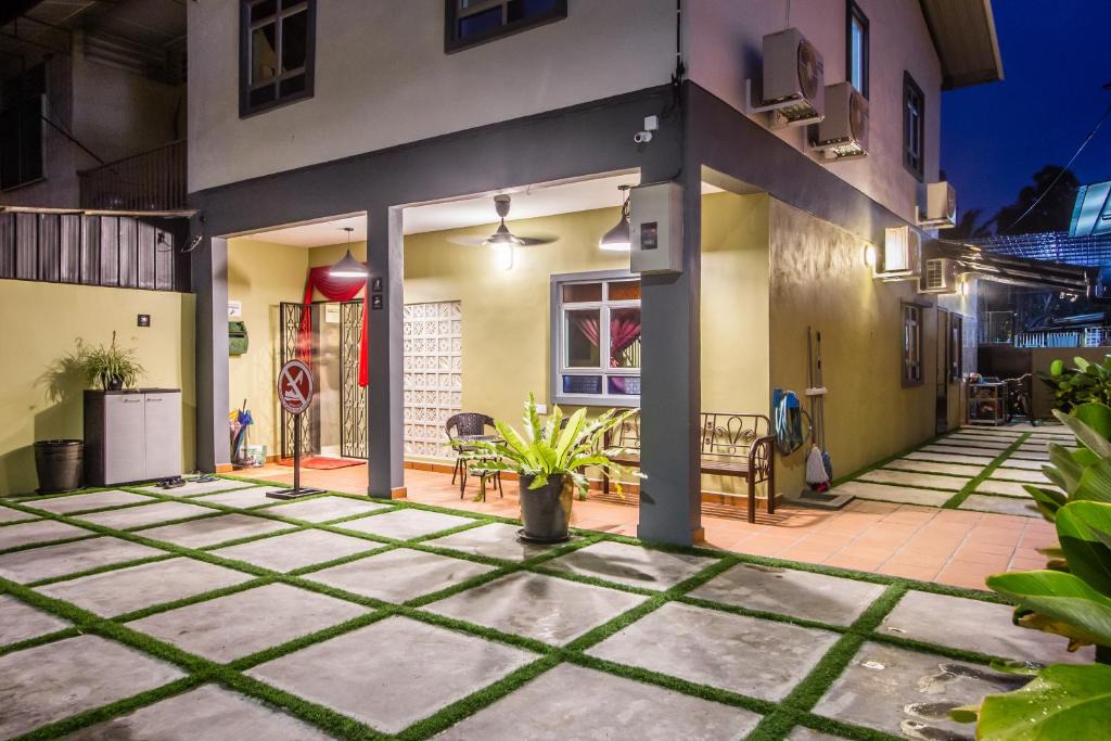 Benggali House | Spacious Newly Plumeria - 3BedRooms in share house