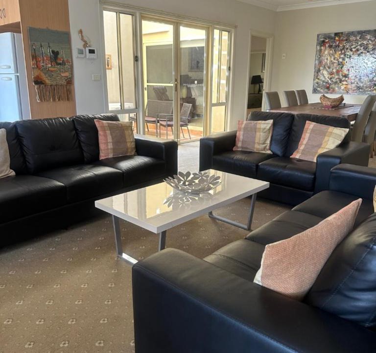 Williamstown Apartment | Spacious Williamstown Apartment with Free Parking