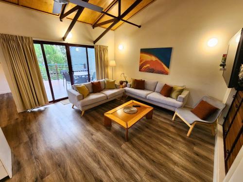Kingfisher Bay Apartment | Splendid 705 Cooloola Villa, Kingfisher Bay Resort, K'gari Fraser Island