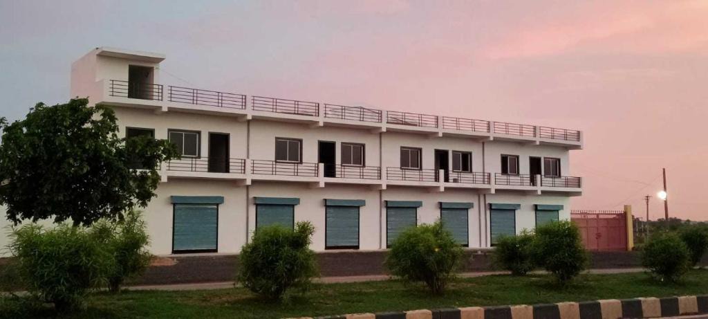 Karera Hotel | SPOT ON Maa Shakuntala Rest House