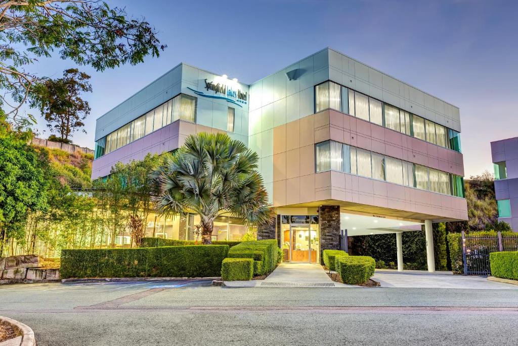 Springfield Lakes Hotel | Springfield Lakes Boutique Hotel