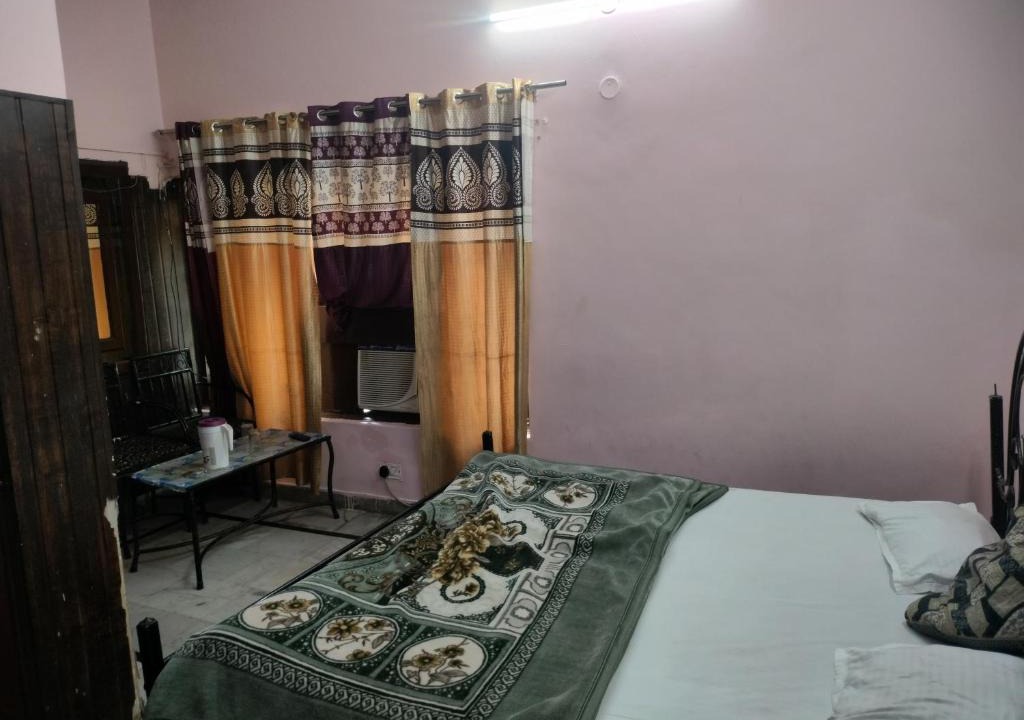 Jammu Cabin | Sri Krishna Krishan