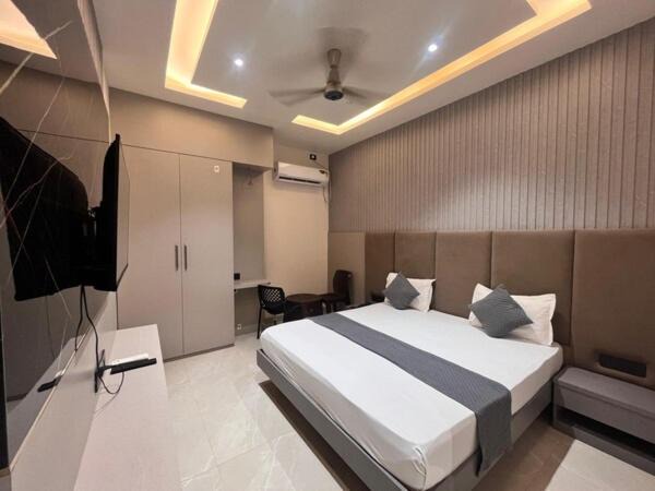 Narnaul Hotel | SS Hotel