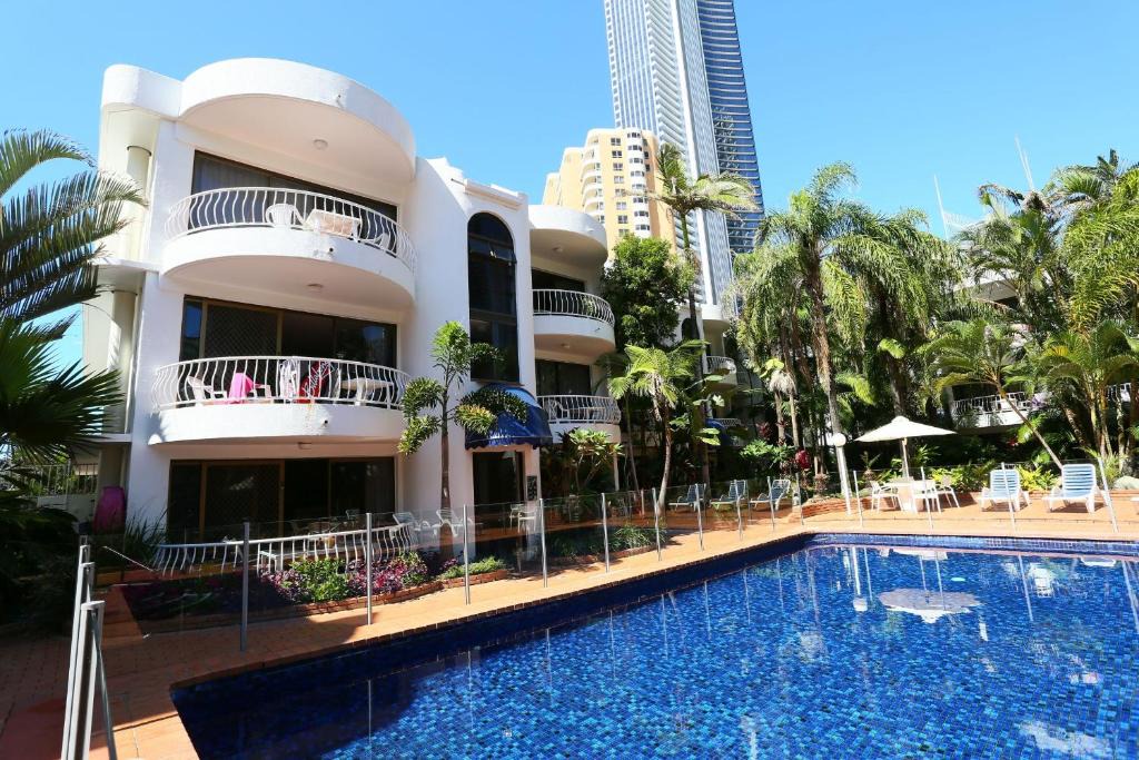 Surfers Paradise Resort | St Tropez Resort