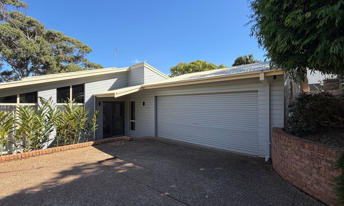 Port Macquarie House | Standing Stones Shelly Beach