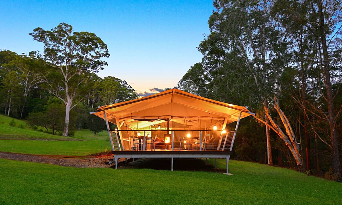 West Woombye RV Rental | Starry Nights - Australia's Premier Luxury Camping Experience