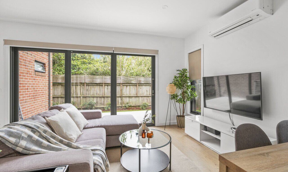 Bayswater North House | StayAU Modern 4BRM TH Bayswater
