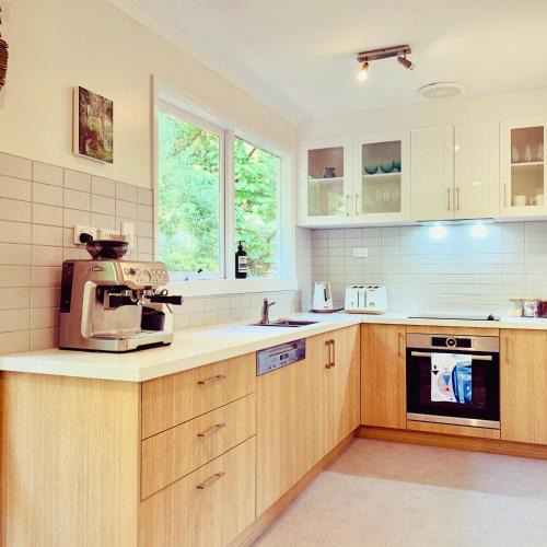 Belgrave House | Steep Creek Retreat
