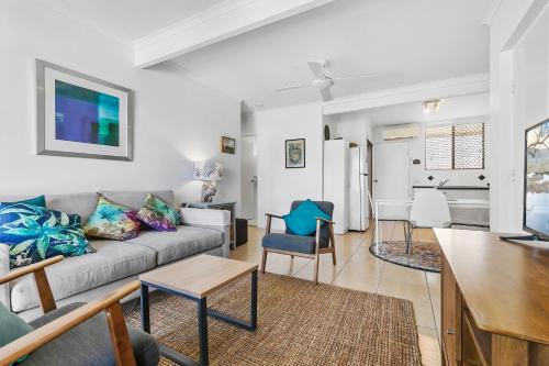 Bongaree Apartment | Strawberry Fields