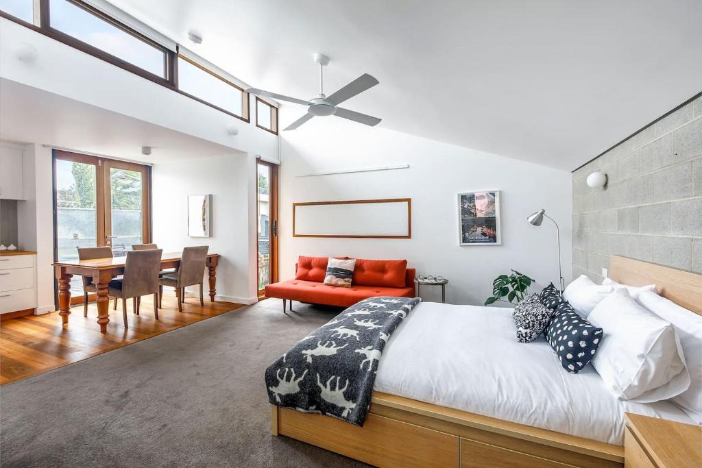 Fitzroy North Apartment | 'Studio 43' Vintage Warehouse Vibes in Fitzroy North