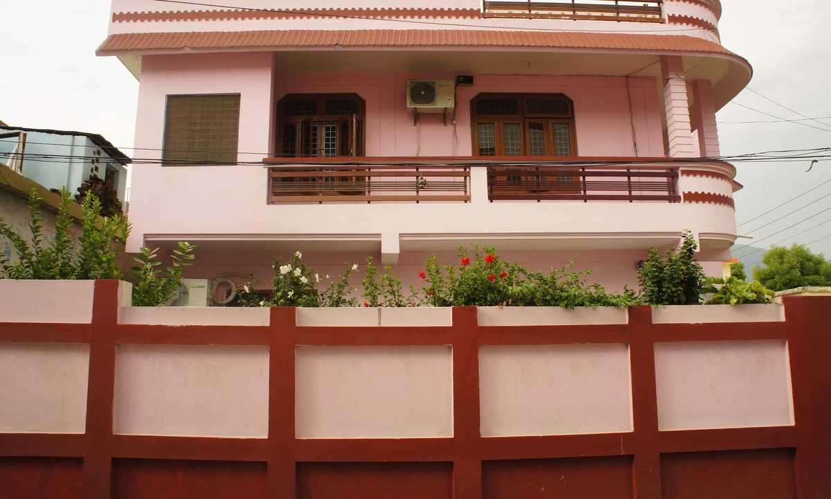 Rishikesh House | Studio Space near river Ganges - Luxury, Location & Convenience- Fully Furnished