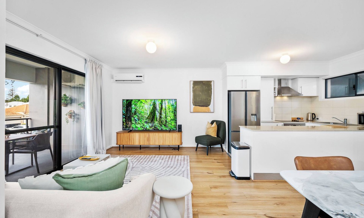 Beckenham Apartment | Stylish 2BR With Wi-fi 100 Mbps TV big 75 Inch