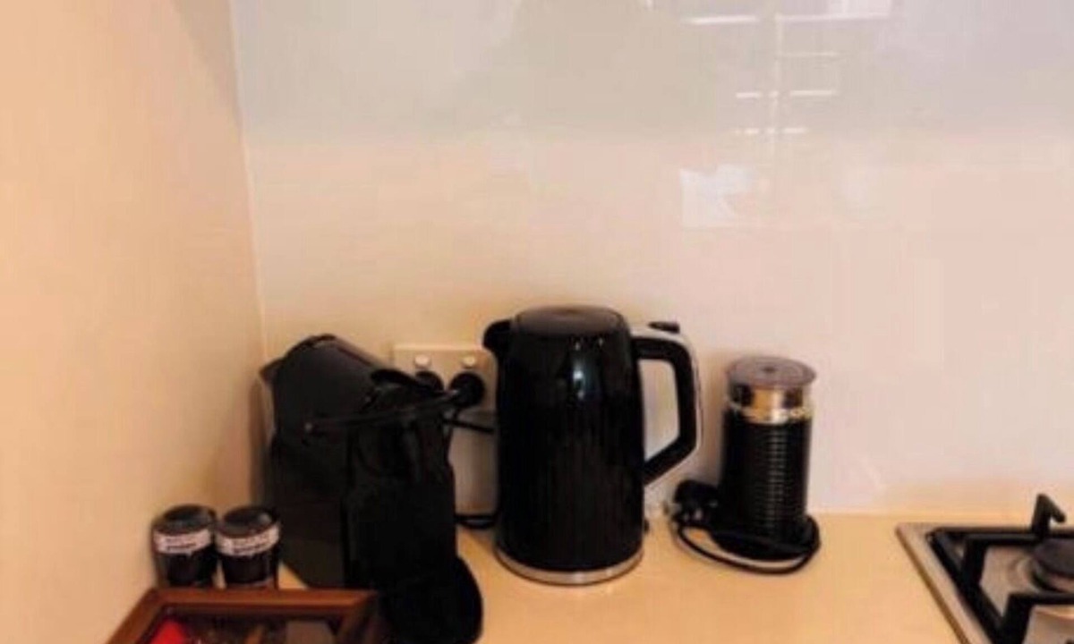 Newstead Apartment | Stylish Brisbane Stay in Newstead – Walk to Dining & River