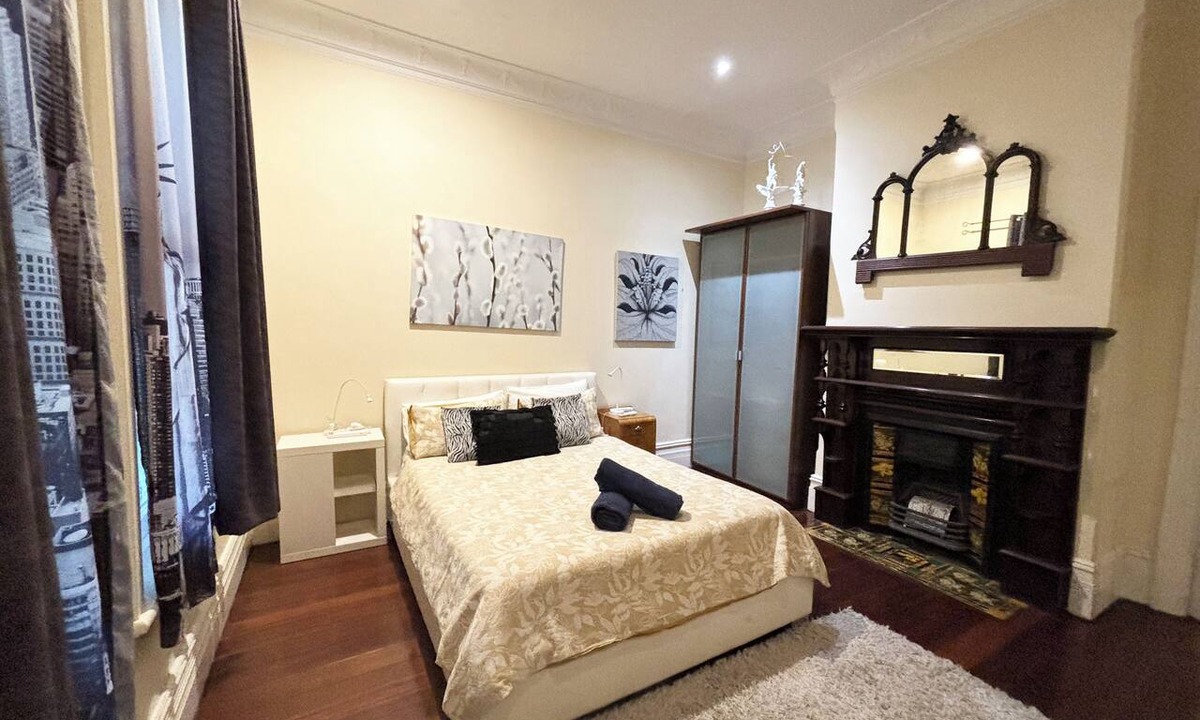 Shenton Park Apartment | Subiaco 1Bd in Heritage Home Gem!