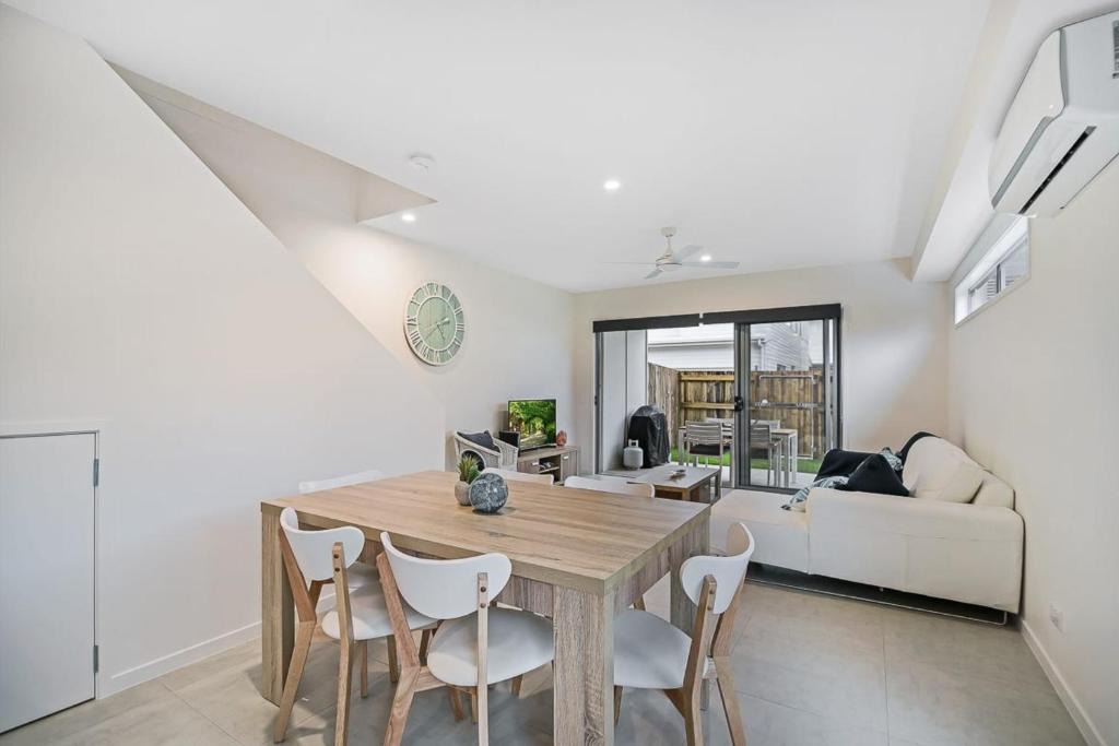 Mount Coolum Apartment | Suncoast Beach Drive Townhouses