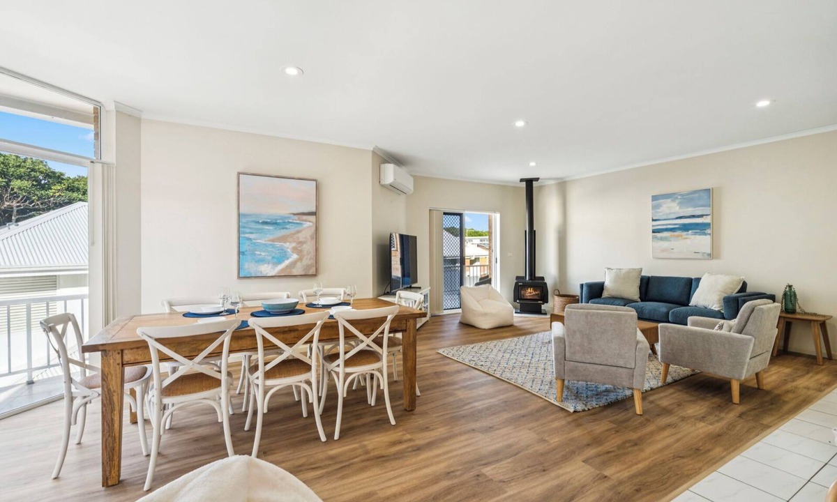 Sawtell Apartment | Sunray – Beachside Bliss Sawtell, Beach, Village