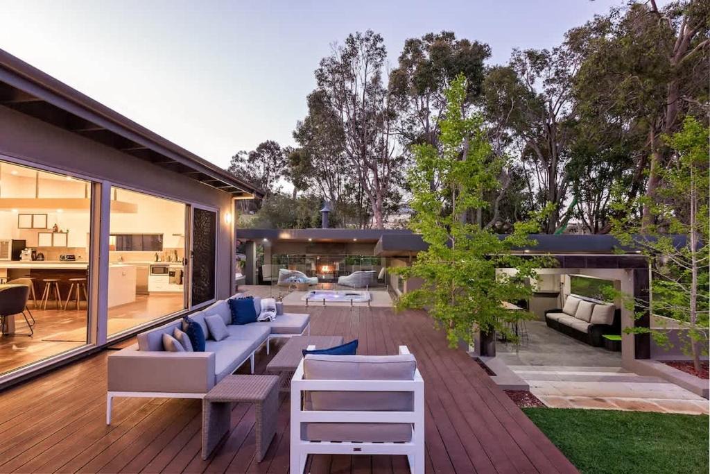 Yallingup Siding House | Sunrise Tranquillity - Luxe Retreat with Heated Spa