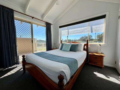 Scotts Head Villa | Sunrise Villas by Charlesworth
