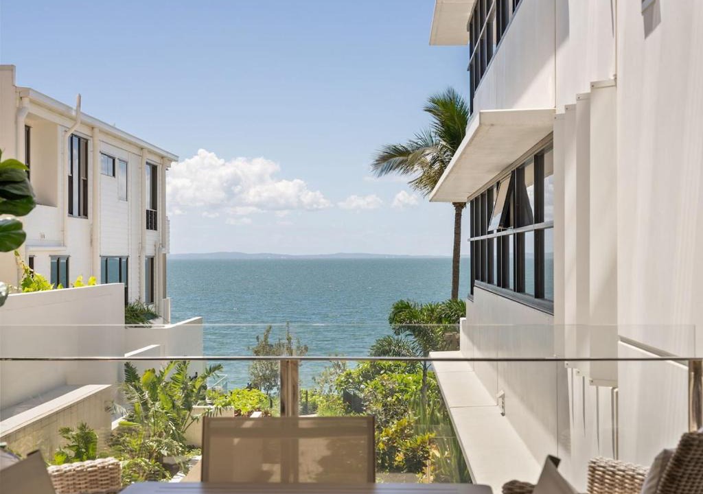 Scarborough Apartment | Sunrises and Sandy Toes
