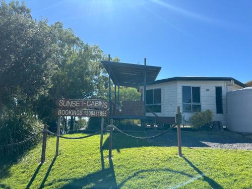 Seventeen Seventy Apartment | Sunset Cabins 1770
