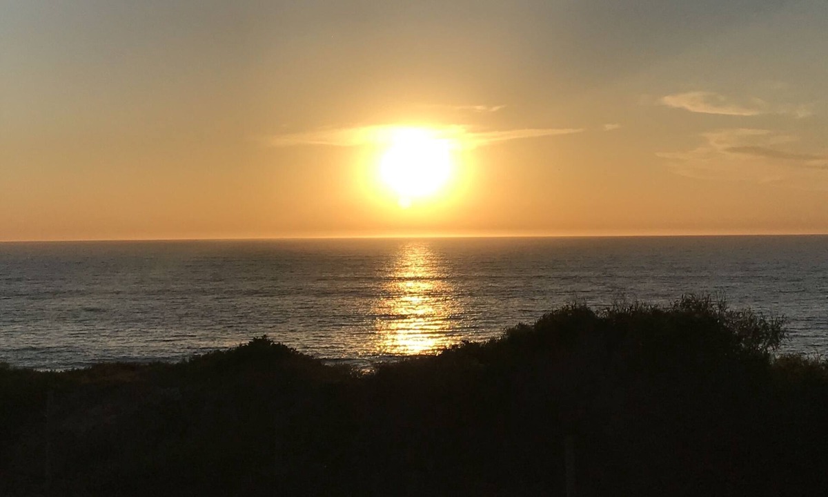 Halls Head Villa | SUNSET DECK AT HALLS HEAD, MANDURAH