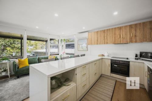 Summerland Point House | Sunset Shore Retreat