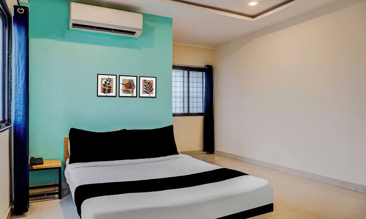 Pune Hotel | Super Collection O Manjari -Mundhwa Road