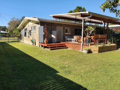 Rainbow Beach House | Surf N Earth - Rainbow Beach