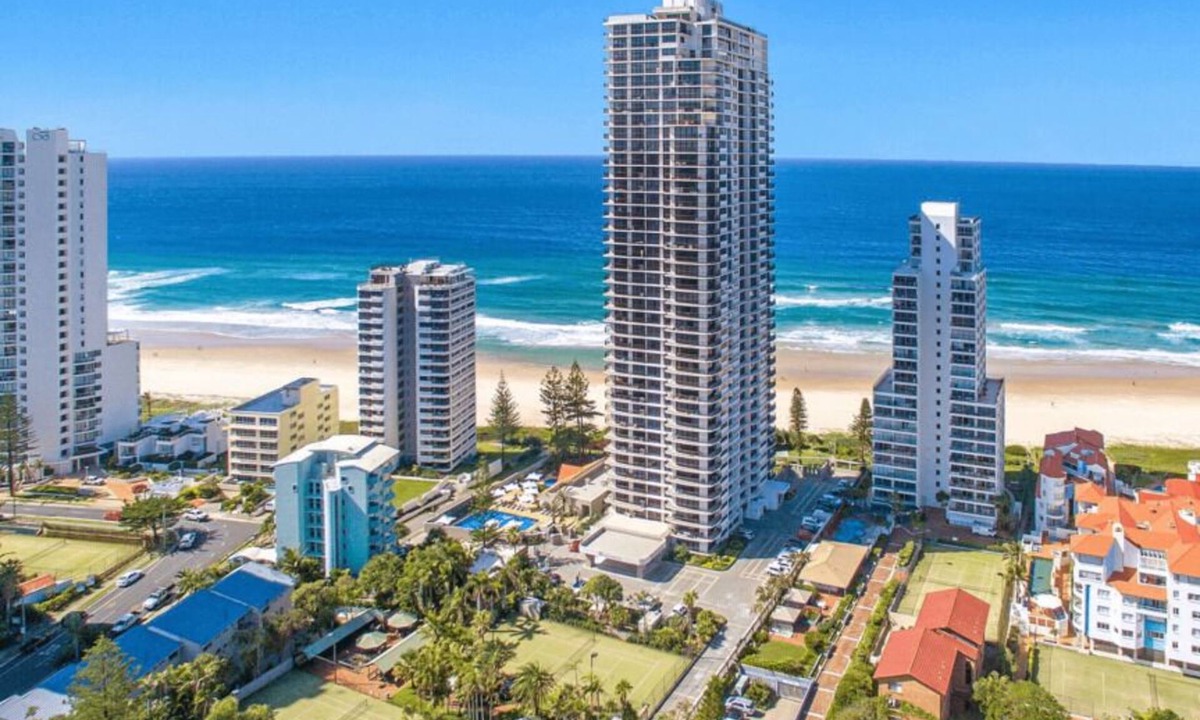 Surfers Paradise Apartment | Surfers Aquarius