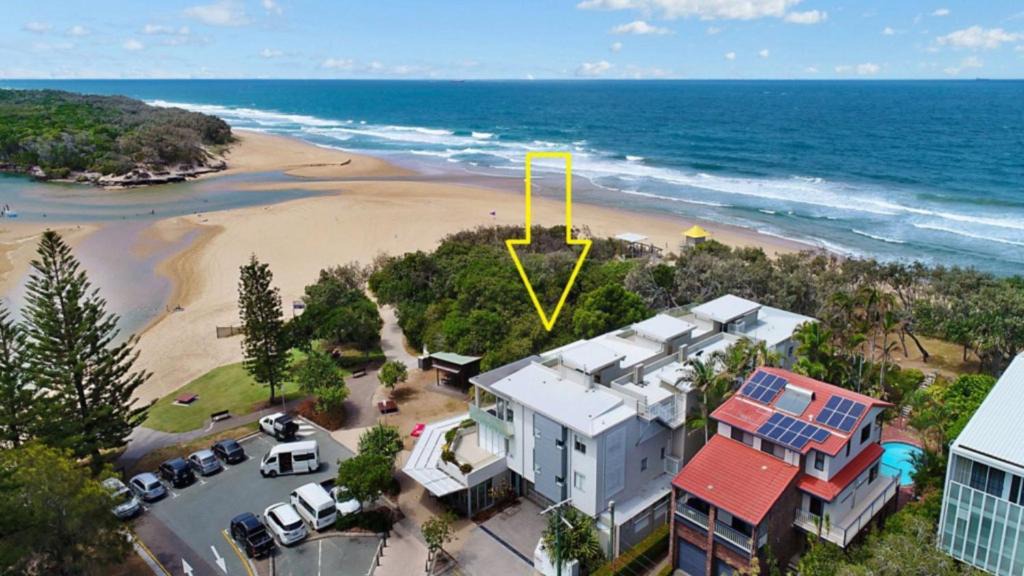 Currimundi House | Surfside One Unit 1