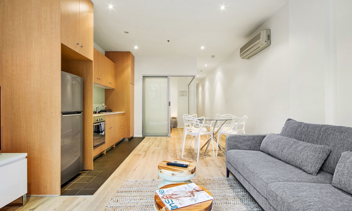 Adelaide Central Business District Apartment | Swainson on Bent - 1.06