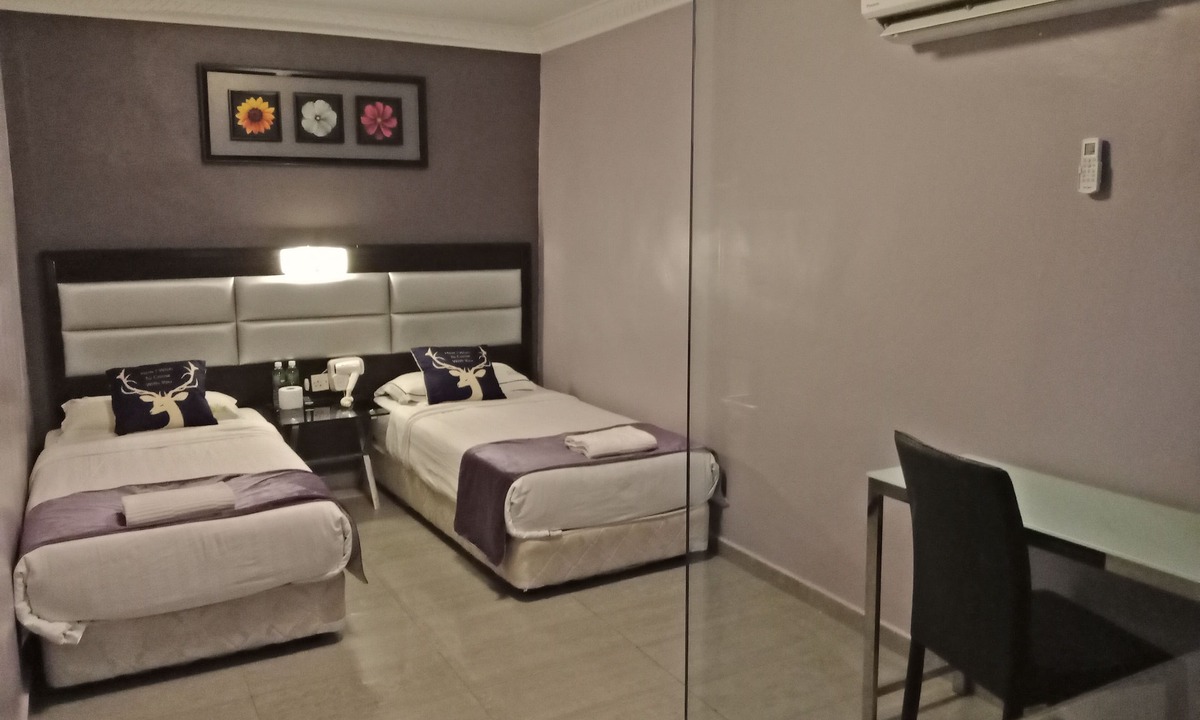 Bukit Indah Hotel | T Hotel