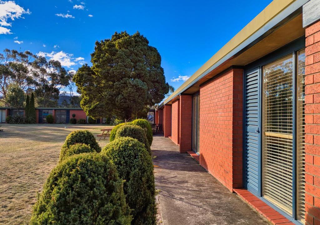 Triabunna Hotel | Tandara Motor Inn
