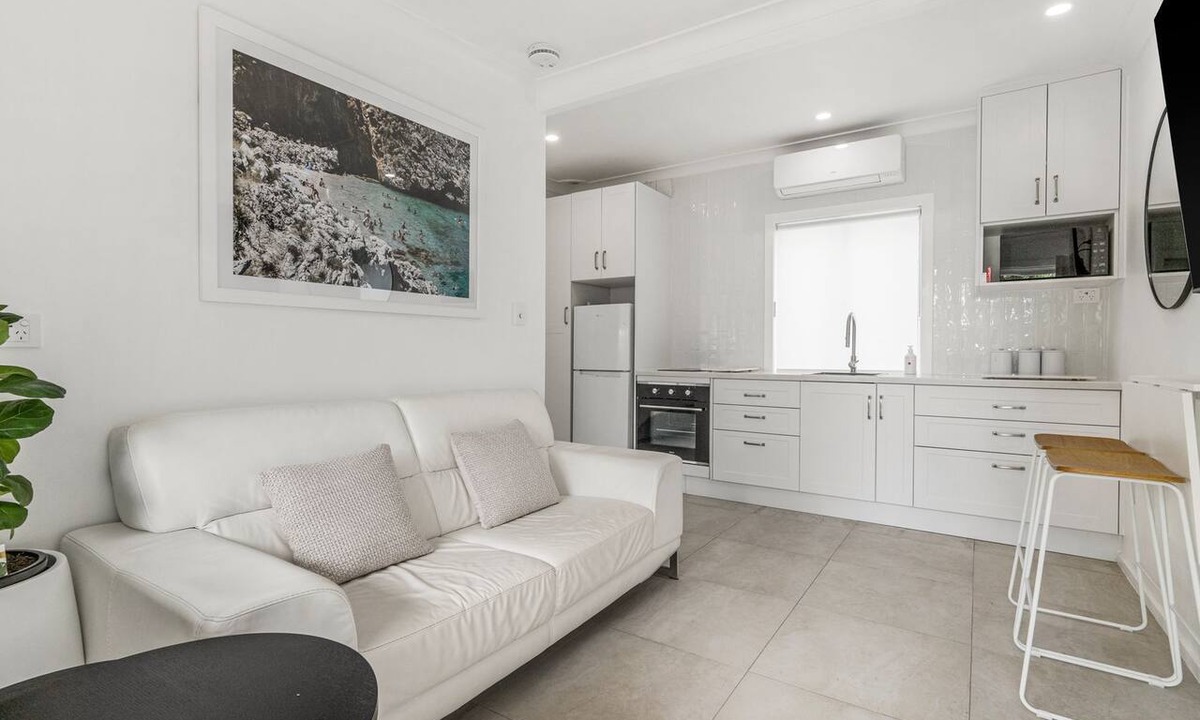 Crescent Head Apartment | Tastefully Renovated 1 Bedroom Unit