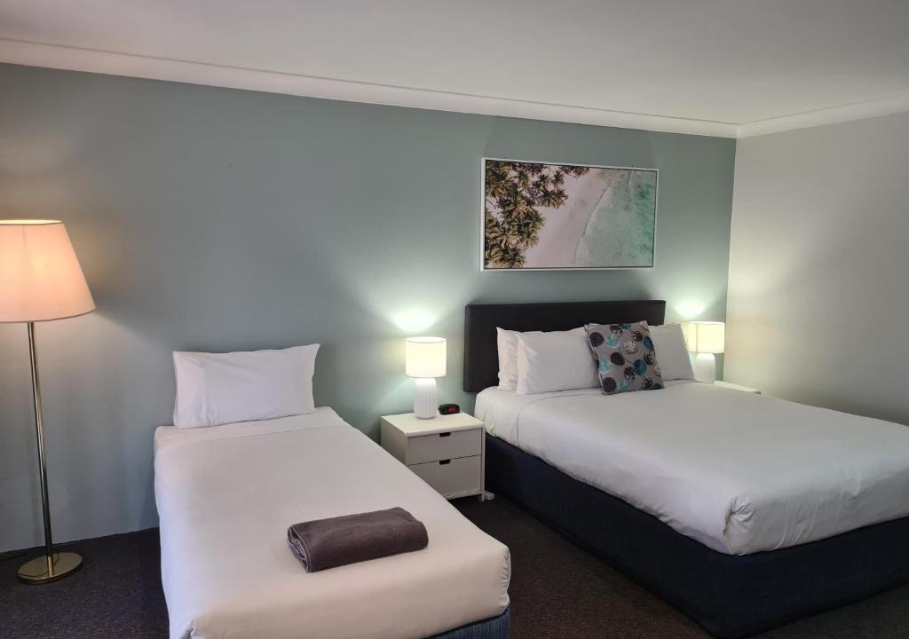 Tea Gardens Hotel | Tea Gardens Motel