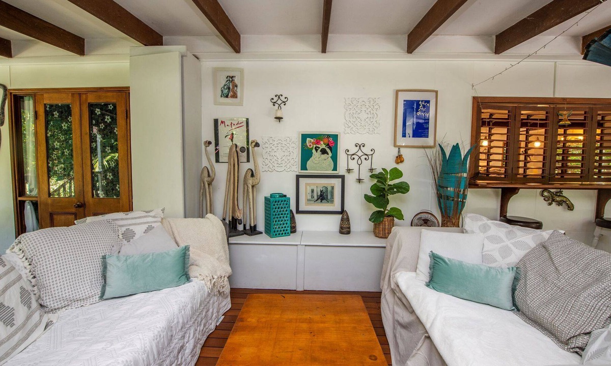 Picnic Bay House | Tea Tree Lodge - Tropical Retreat