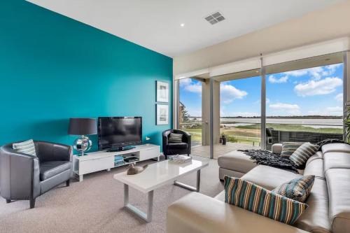 Goolwa South House | Teal by the River - Serene Family Sanctuary