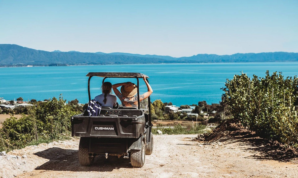 Tata Beach Cabin | Tent Kānuka - Luxury Eco Glamping with your own electric Buggy