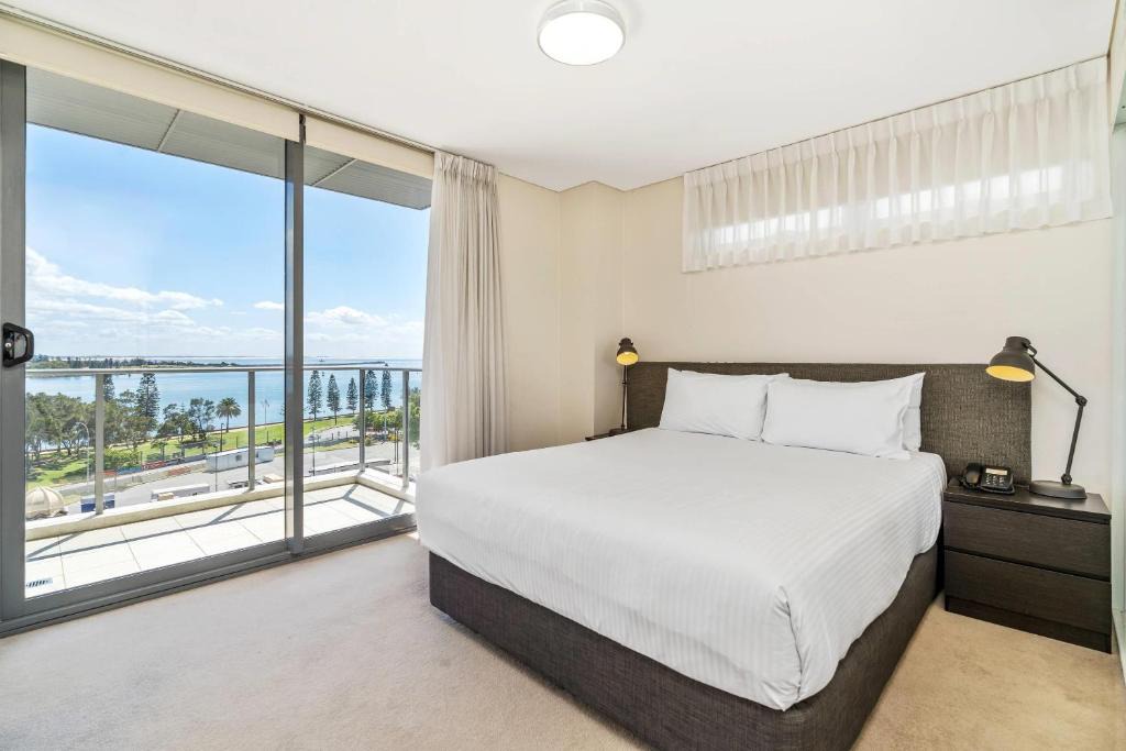 Newcastle Hotel | Terminus Apartment Hotel, an Ascend Collection Hotel