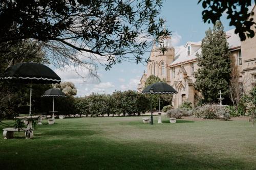Warwick Hotel | The Abbey