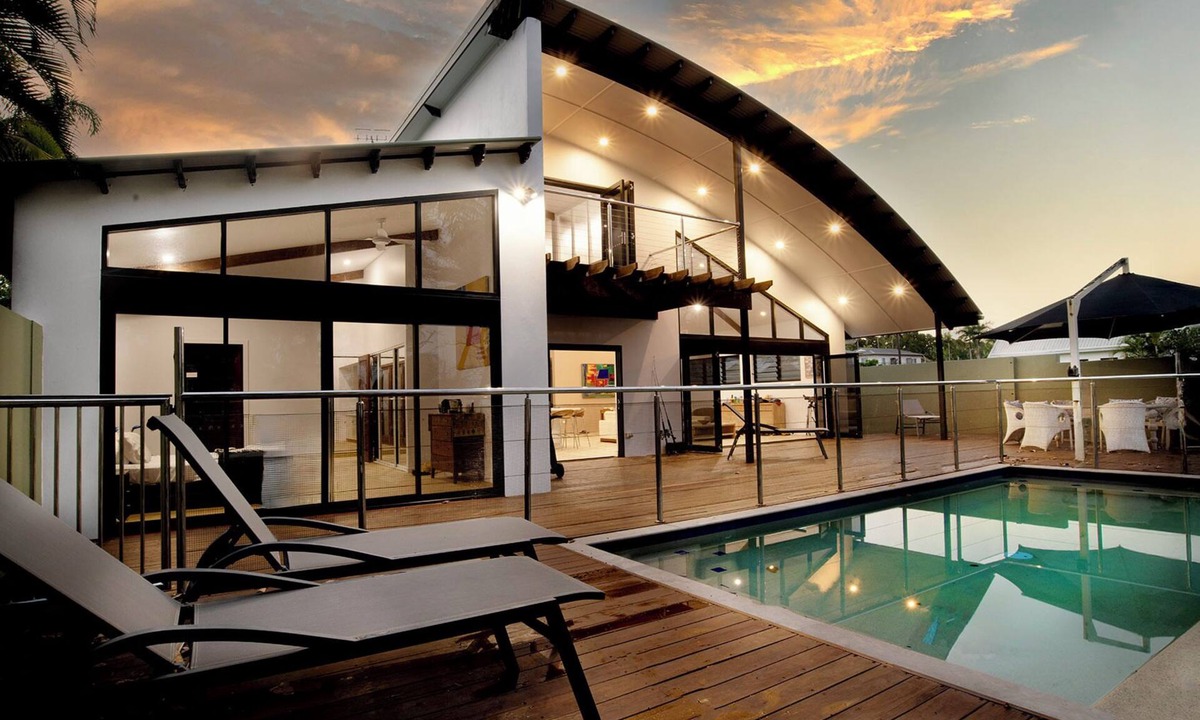 Mission Beach House | ‘The Barrington’ Located on the pristine shores of Wongaling Beach,