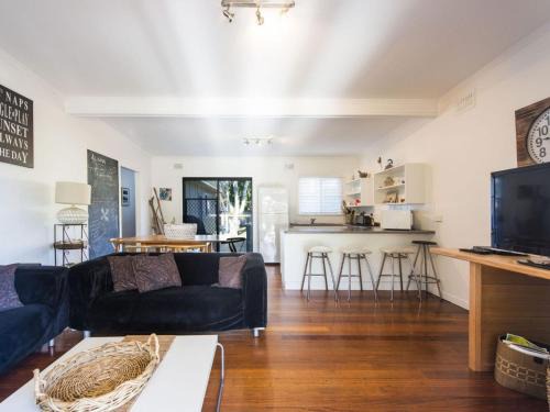Iluka House | The Beach Shack on Spenser