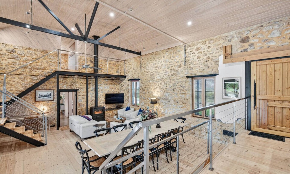 Nangkita House | The Cheese Factory: A Sprawling Coastal Estate