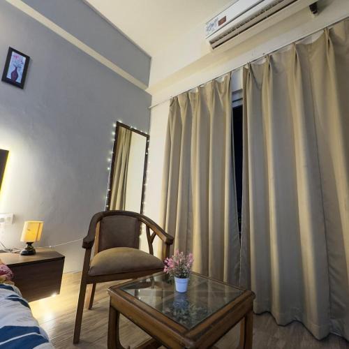 Greater Noida Apartment | The Chill Spot