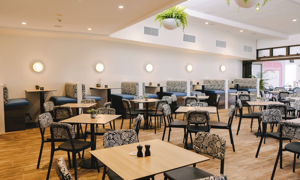 Coffs Harbour Hotel | The Coffs Hotel